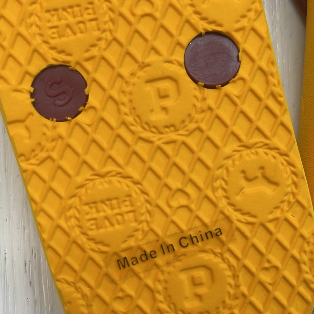 Victoria's Secret PINK Yellow/Maroon Tiger Flip Flops Sz S - Picture 5 of 9